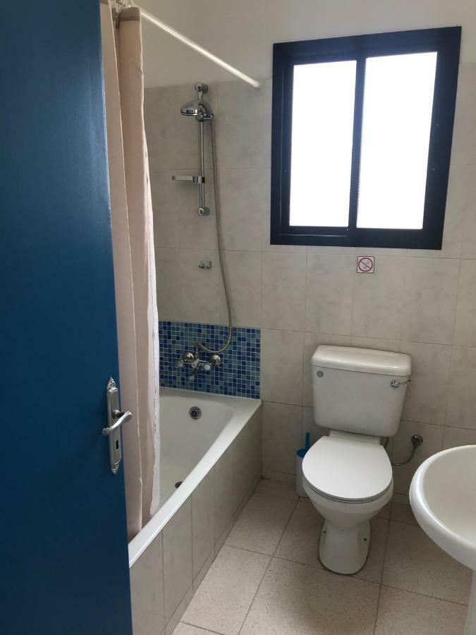 Athinas Court Aparthotel Paphos Buitenkant foto