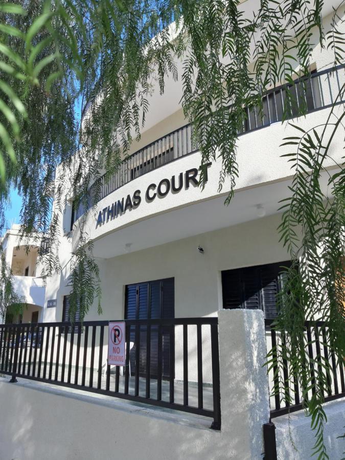 Athinas Court Aparthotel Paphos Buitenkant foto